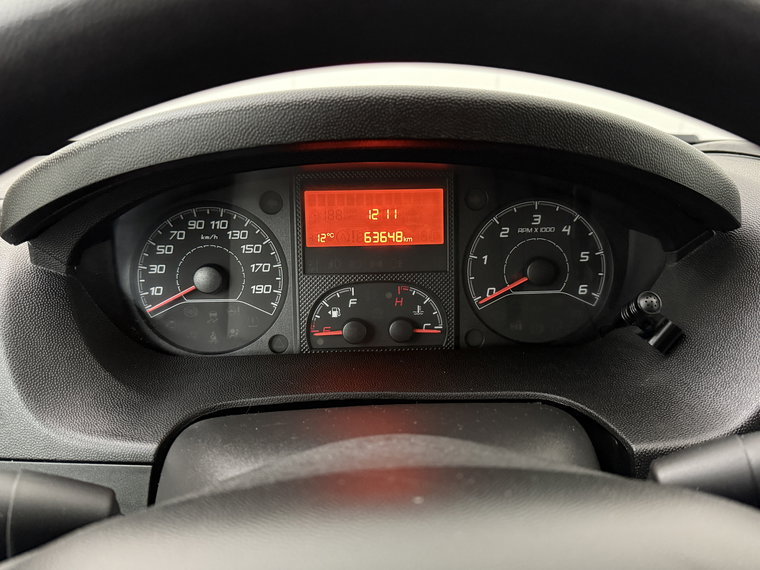 Vehicle Image 14