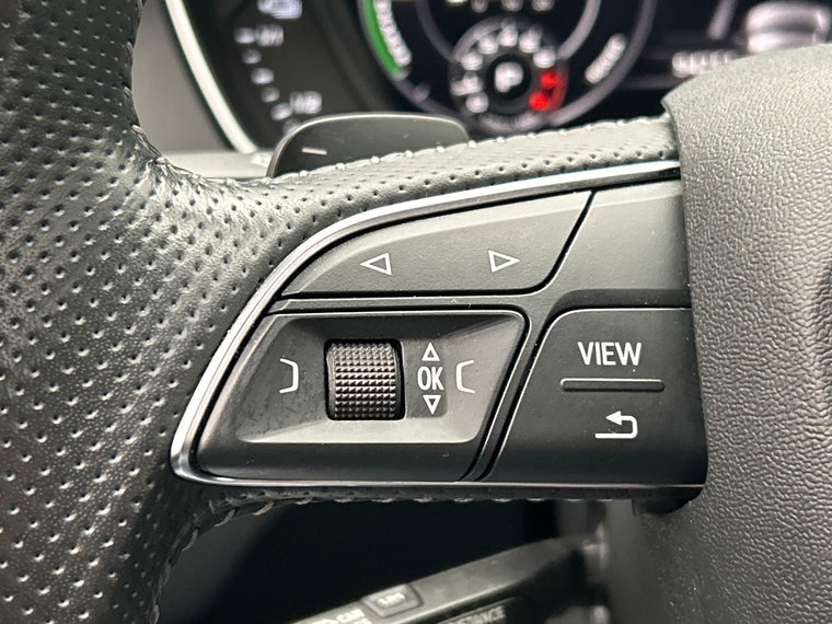 Vehicle Image 36