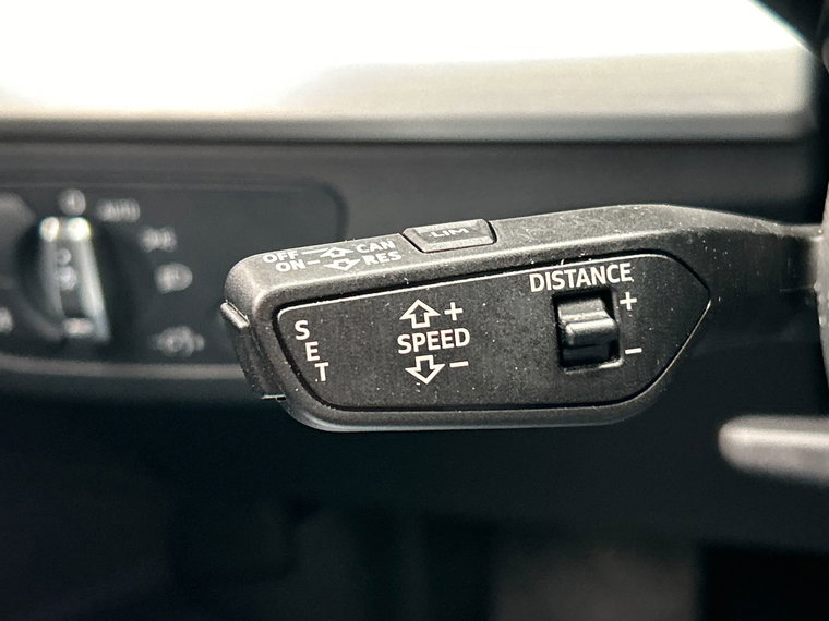 Vehicle Image 47