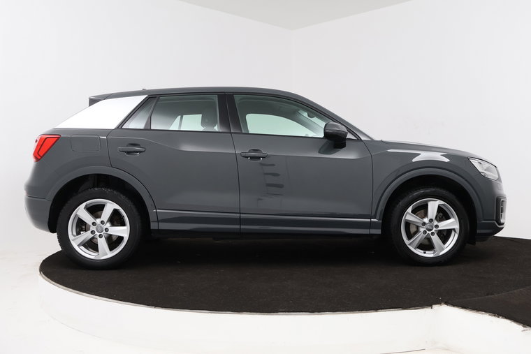 Vehicle Image 15