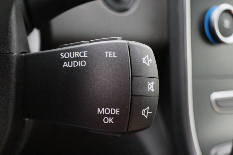 Vehicle Image 38