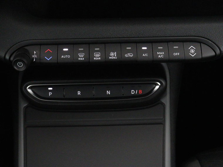 Vehicle Image 28