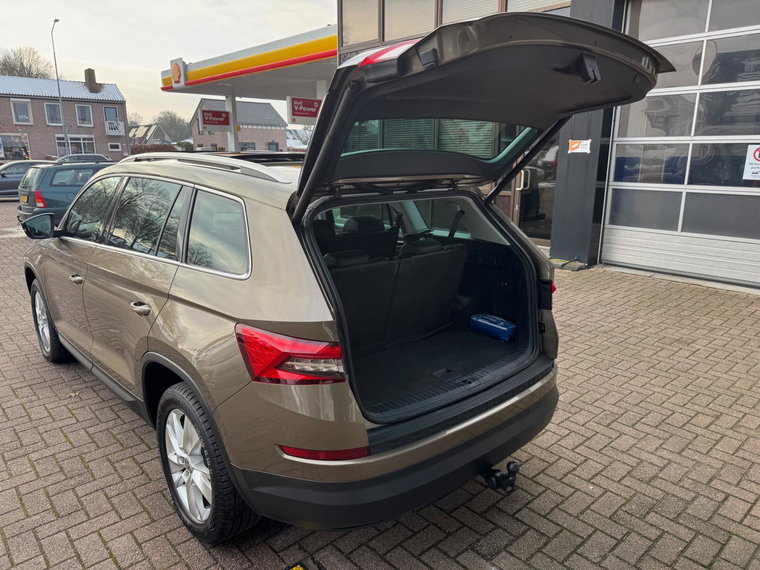Vehicle Image 36