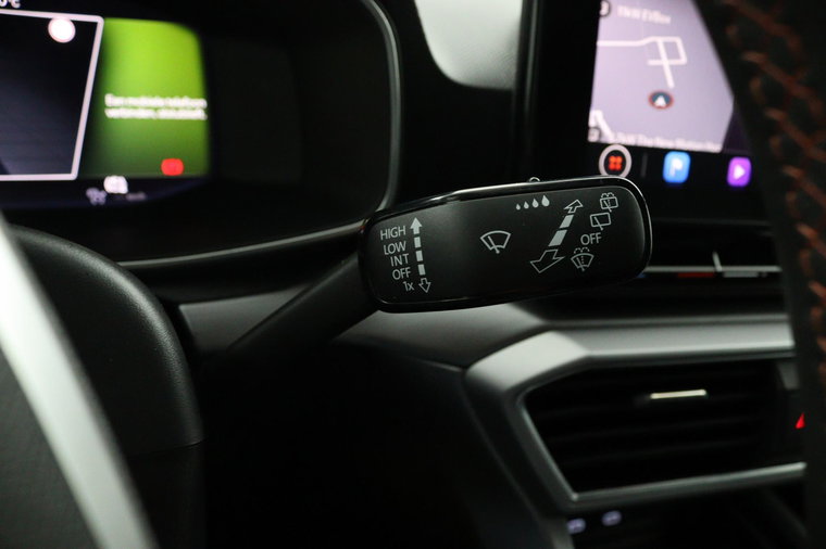 Vehicle Image 40