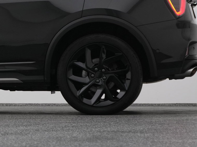 Vehicle Image 40