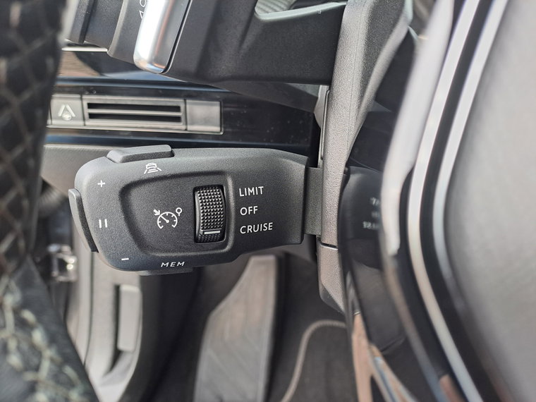 Vehicle Image 26