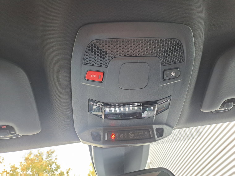 Vehicle Image 33