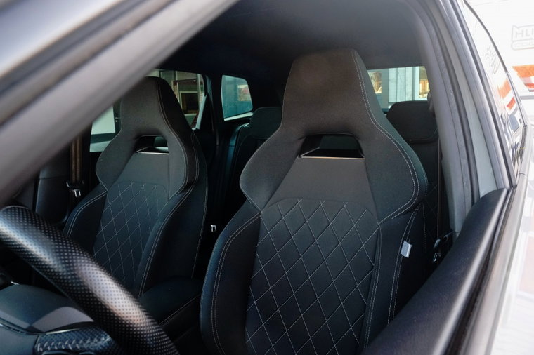 Vehicle Image 30