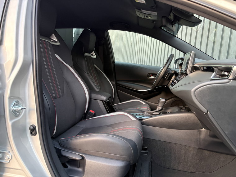 Vehicle Image 19