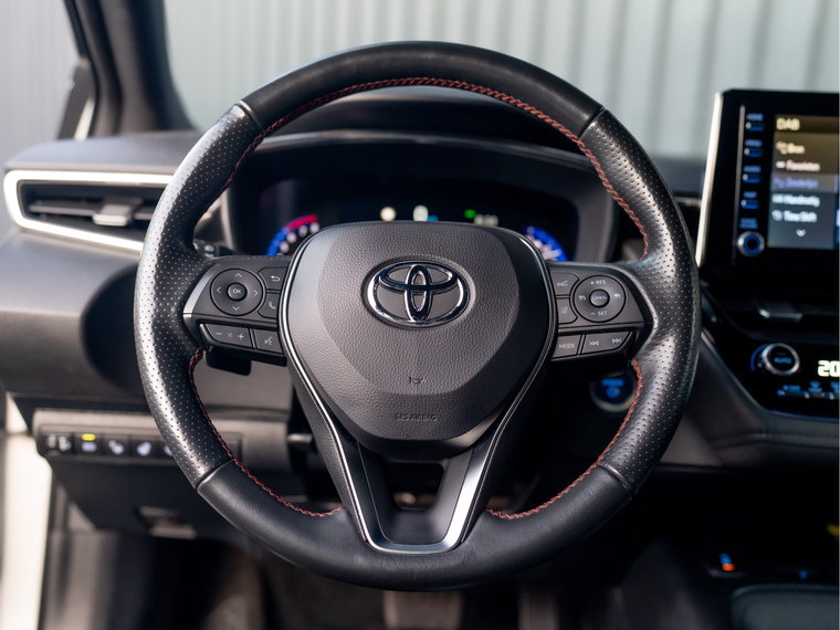Vehicle Image 8