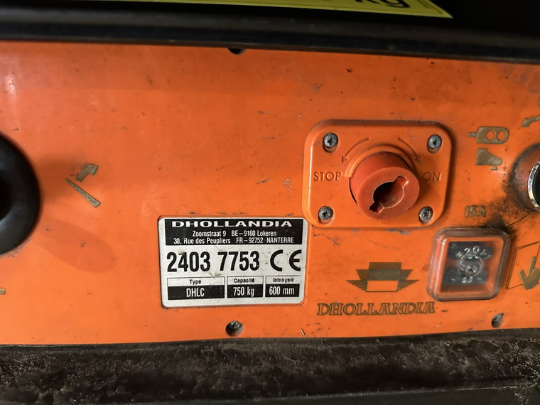 Vehicle Image 14