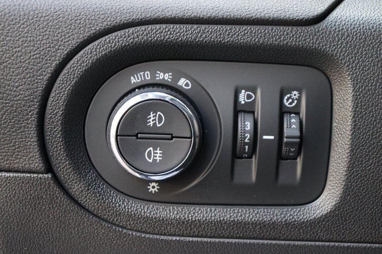 Vehicle Image 26