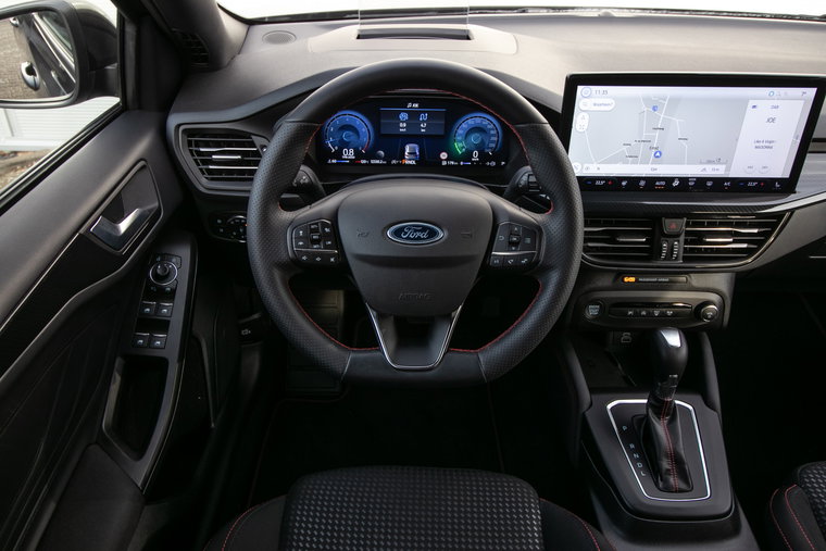 Vehicle Image 15