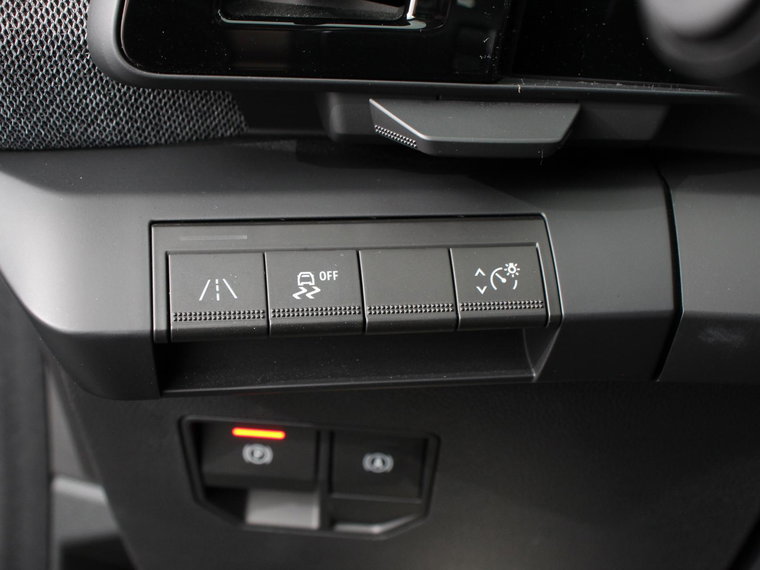 Vehicle Image 27
