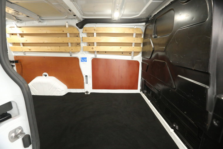 Vehicle Image 23