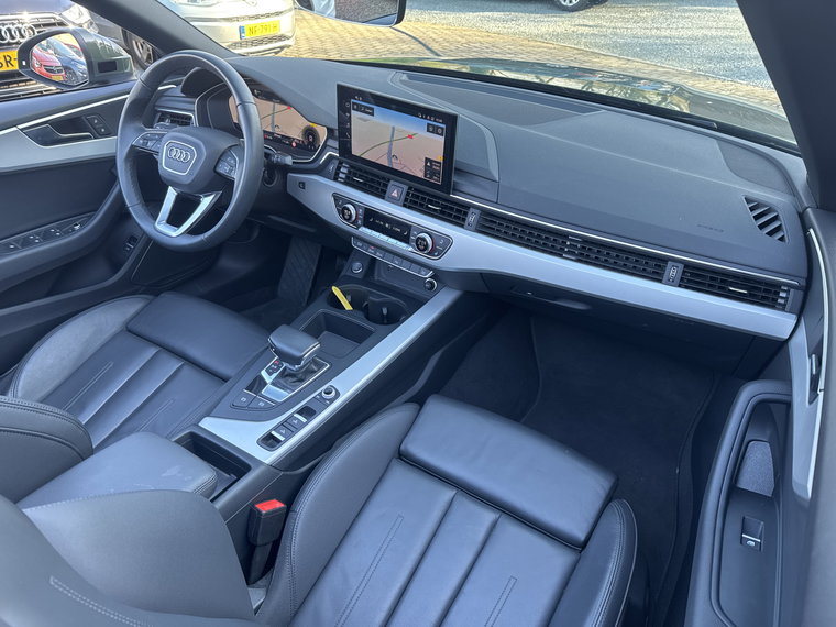 Vehicle Image 17