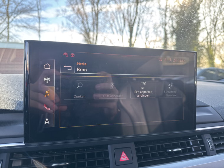 Vehicle Image 35