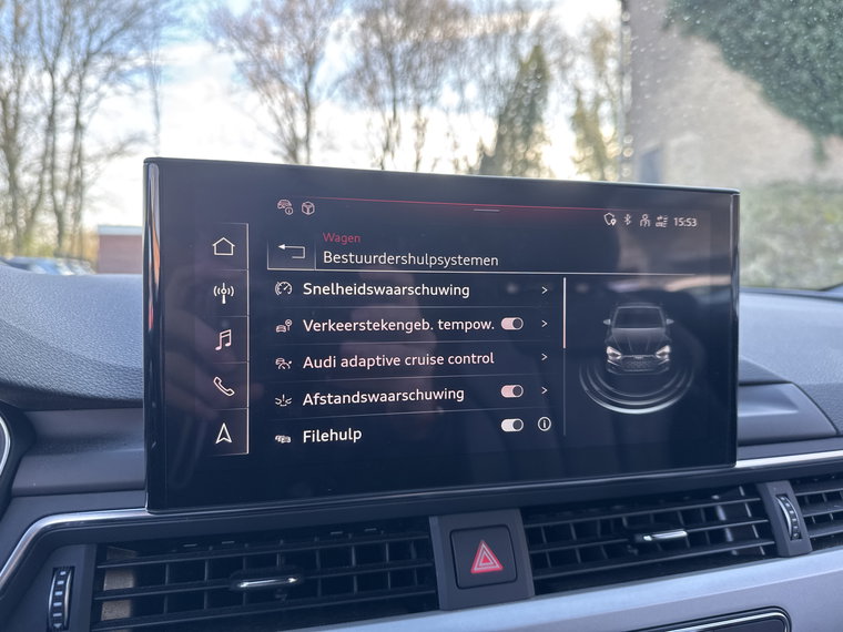 Vehicle Image 38
