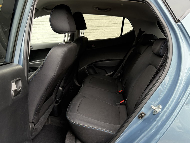 Vehicle Image 26