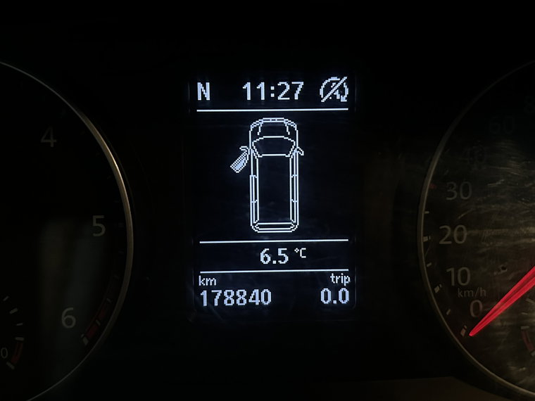 Vehicle Image 22