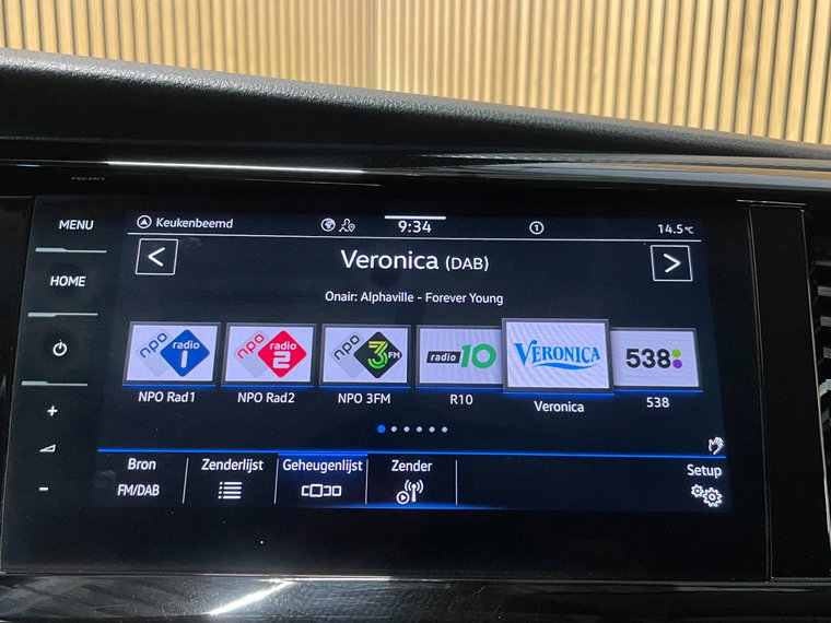 Vehicle Image 37