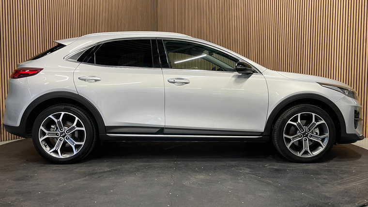 Vehicle Image 36