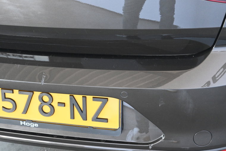 Vehicle Image 22