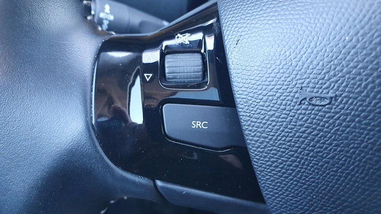 Vehicle Image 33