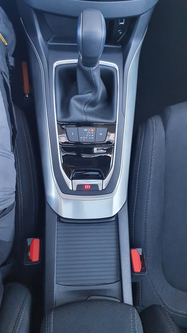 Vehicle Image 38
