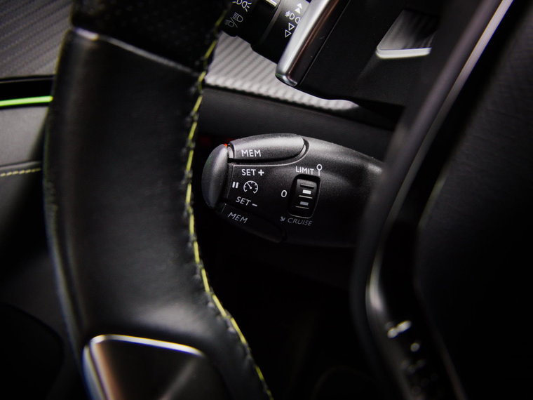 Vehicle Image 33
