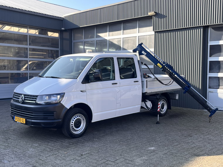 Vehicle Image 38