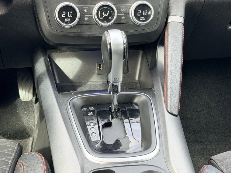 Vehicle Image 24