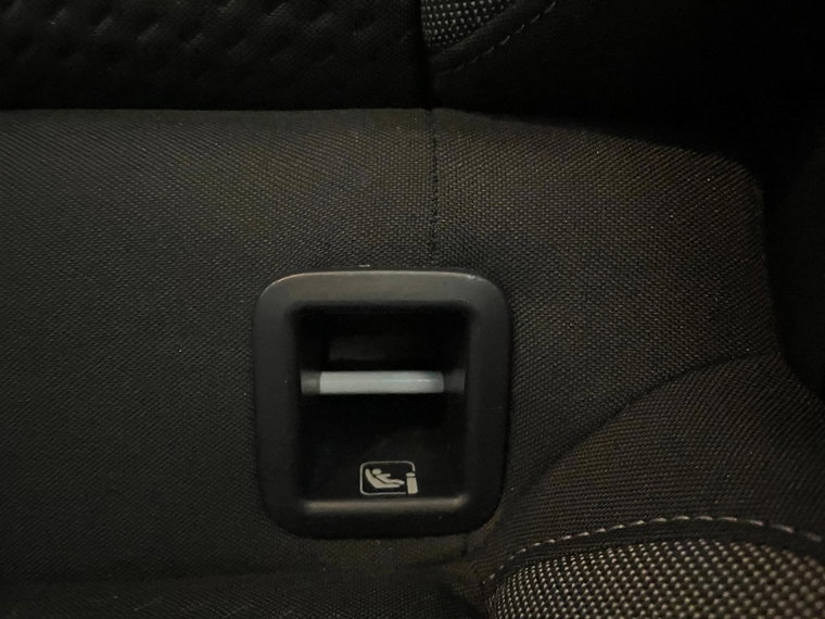 Vehicle Image 40