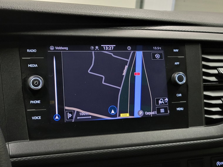 Vehicle Image 13