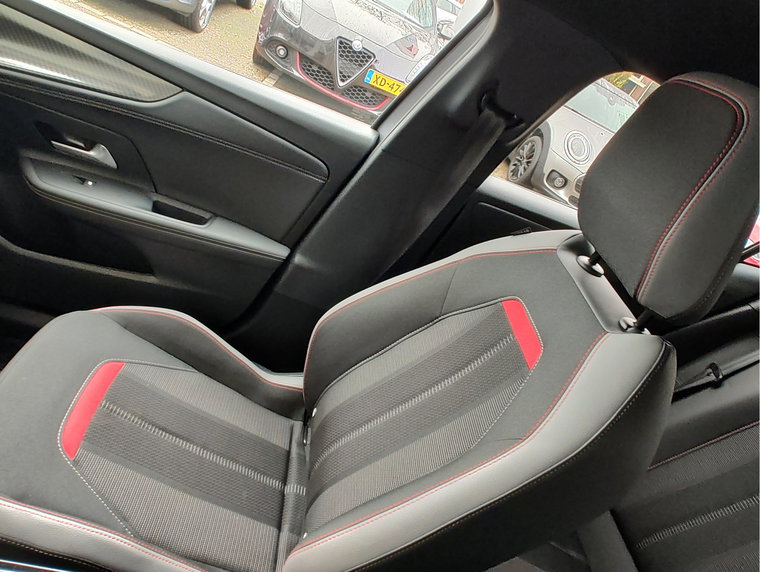 Vehicle Image 26
