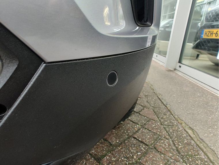 Vehicle Image 33
