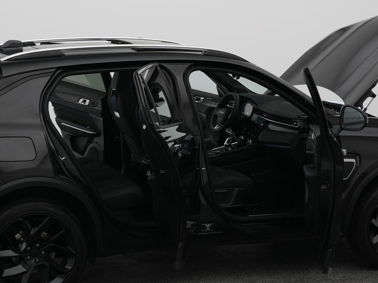 Vehicle Image 32
