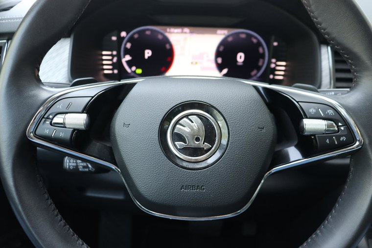 Vehicle Image 24
