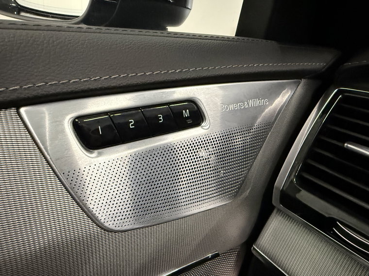 Vehicle Image 27