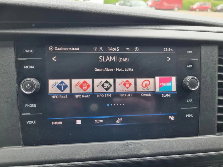 Vehicle Image 14