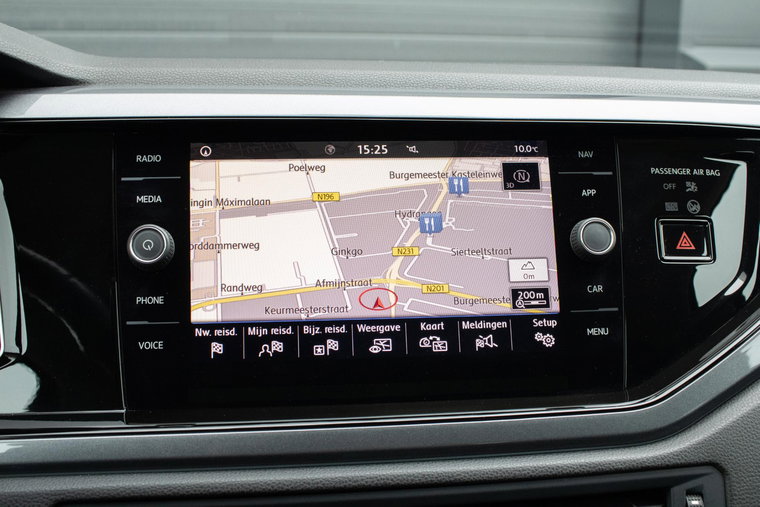 Vehicle Image 21
