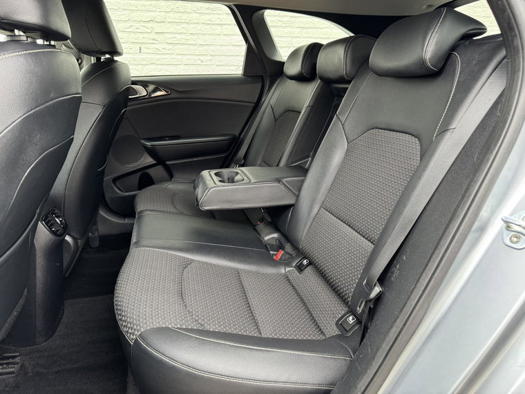 Vehicle Image 36