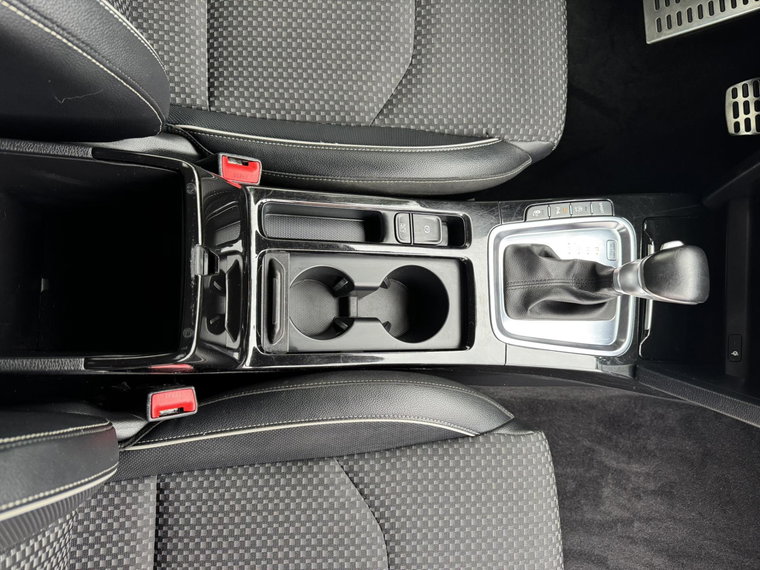 Vehicle Image 40