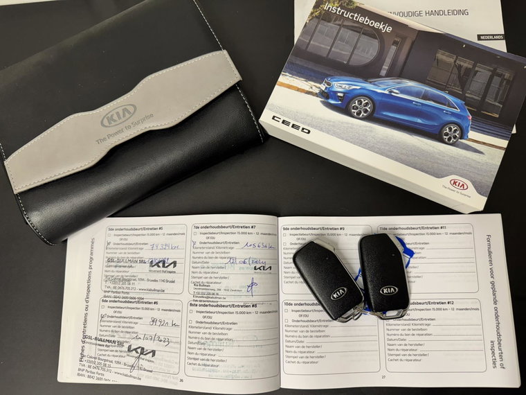 Vehicle Image 11