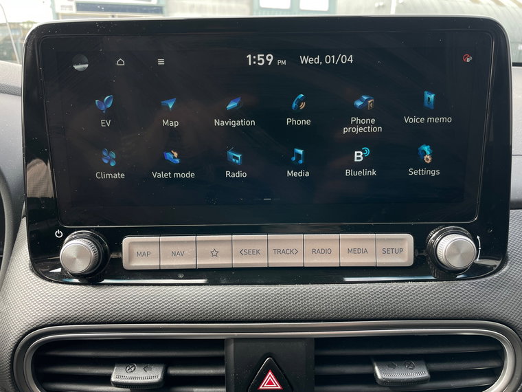 Vehicle Image 25