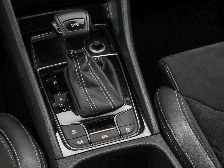 Vehicle Image 43