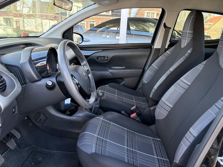 Vehicle Image 11