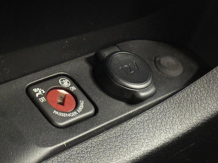 Vehicle Image 33