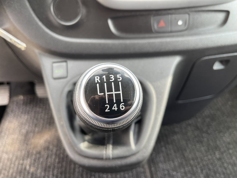 Vehicle Image 34