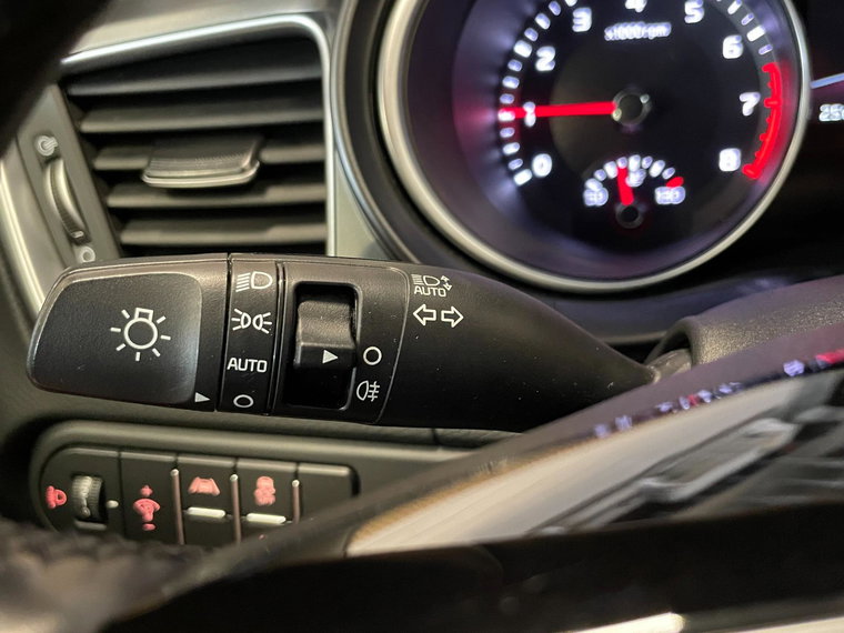 Vehicle Image 36